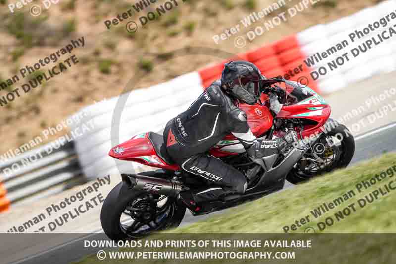 cadwell no limits trackday;cadwell park;cadwell park photographs;cadwell trackday photographs;enduro digital images;event digital images;eventdigitalimages;navarra;no limits trackdays;peter wileman photography;racing digital images;trackday digital images;trackday photos